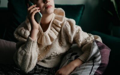 Photo: A teenager speaks on a phone in a file photo without date.